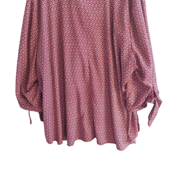 CATHERINES Button Up Blouse Womens 4X Red Geometric Georgette Tie 3/4 Sleeve - Picture 7 of 13